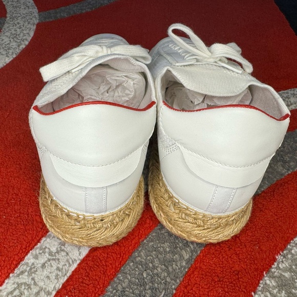 Christian Louboutin provencal low-top sneakers in white. New!!! Revamp your shoe - Picture 4 of 13